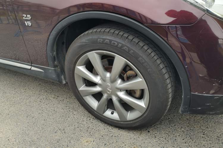 Used Infiniti QX50 2015 2.5L Comfort Edition
