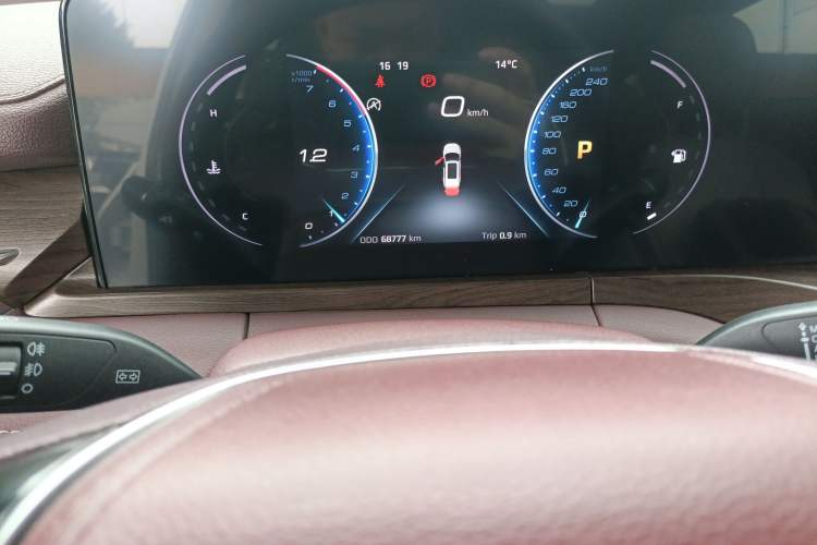 Used Ford Equator 2021 EcoBoost 225 Premier 6-Seater Odometer Close Up