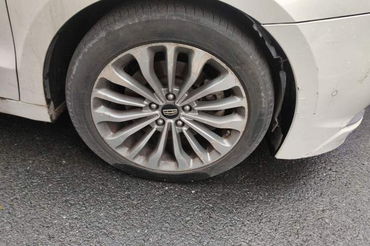 Used Geely Auto Emgrand GT 2015 1.8T Flagship Model