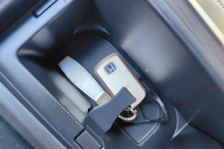 Used Honda Crosstour 2012 2.4L Luxury Edition
