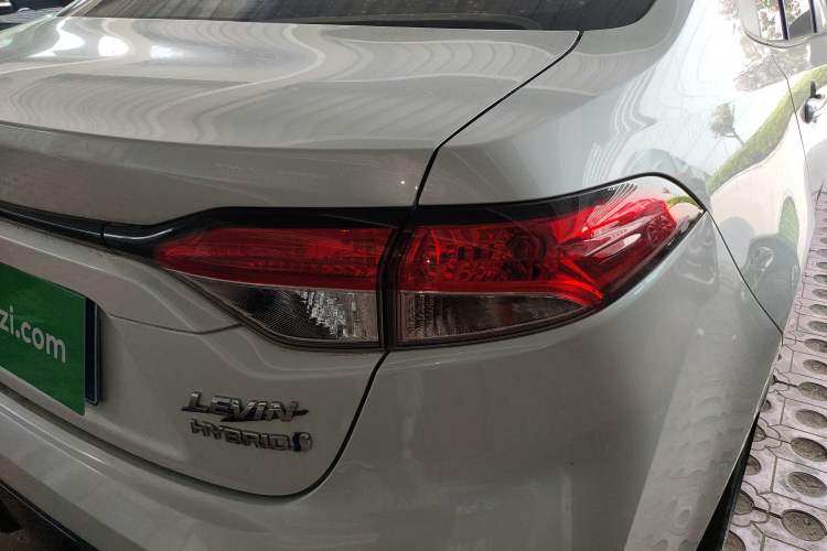 Used Toyota Levin 2023 Smart Electric Hybrid Dual-Engine 1.8L Sport Edition Right Rear Taillight