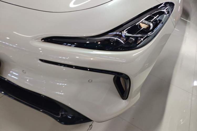 Used IM LS6 2023 Max Standard Edition Left Front Headlight