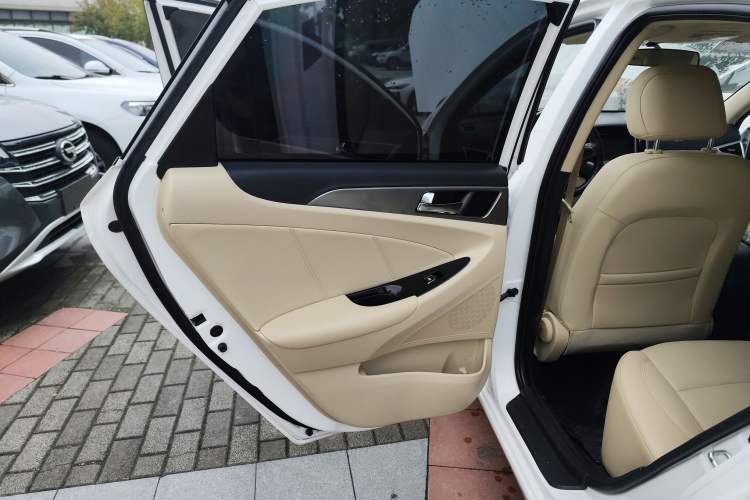 Used Changan Eado 2016 1.6L Automatic Trend Model