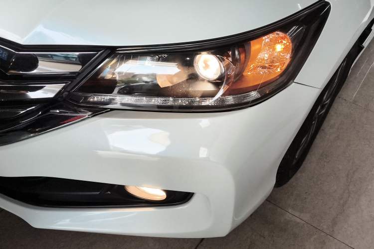 Used Honda Accord 2014 2.0L LX Comfort Edition Left Front Headlight