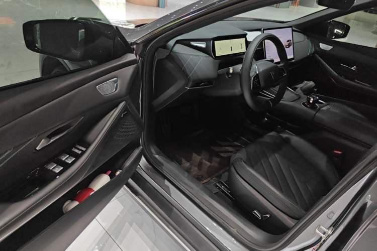 Used Deepal SL03 2025 Pure Electric Elite Model
