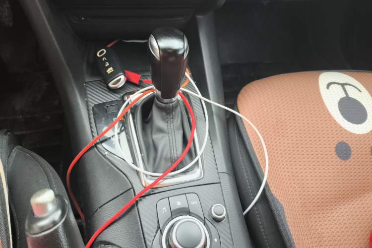 Used Mazda 3 Axela 2014 Sedan 1.5L Automatic Luxury Model