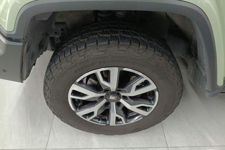 Used Tank 300 2021 City Edition 2.0T—Truly Stylish Left Front Wheel Hub