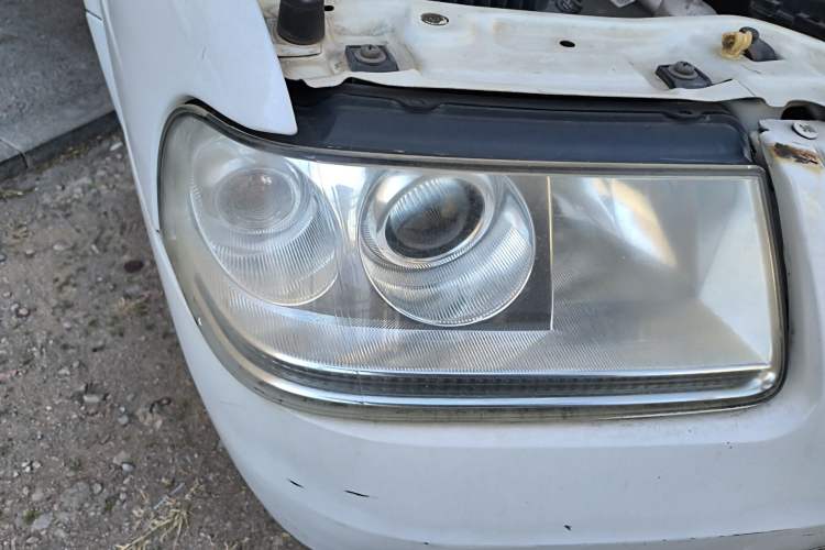 Used Volkswagen Santana Vista 2008 1.8L Manual Sishang Model Right Front Headlight