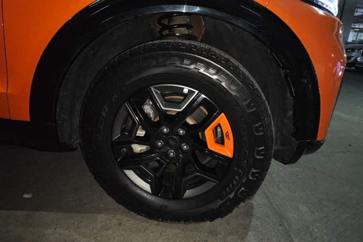 Used Ford Explorer 2024 2.3T EcoBoost Kunlun Peak Edition 7-Seater Right Front Wheel Hub