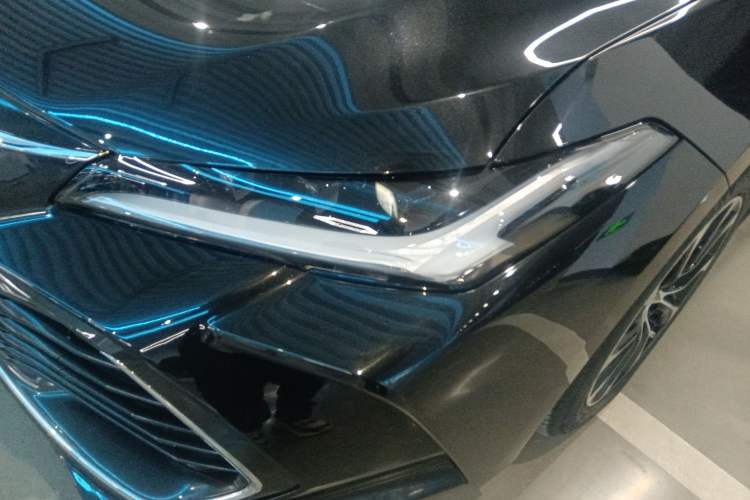 Used Toyota Avalon 2022 Dual-Engine 2.5L Luxury Edition
