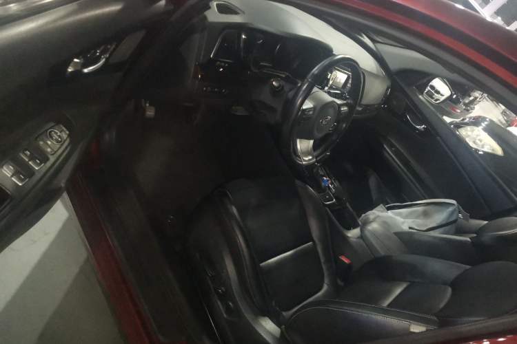 Used Kia K4 2014 1.8L Automatic DLX
