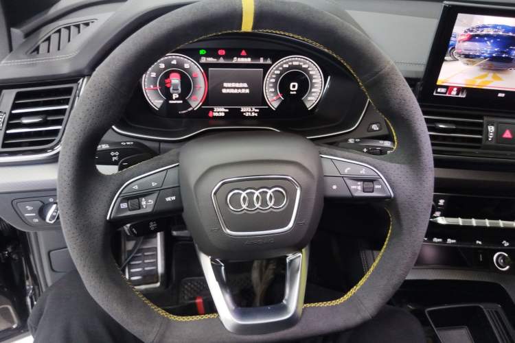 Used Audi Q5L 2024 40 TFSI Luxury Dynamic Edition Steering Wheel