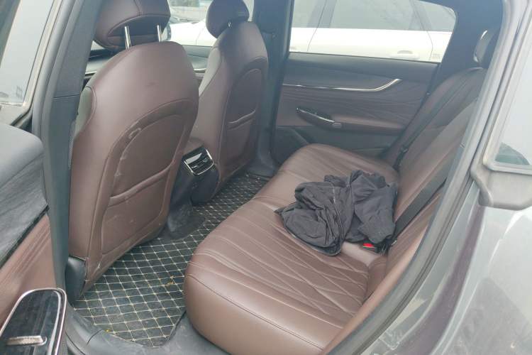 Used CHANGAN NEVO A07 2024 All-Electric "True Fragrance" Edition 710 Flagship Model Left Rear Seat