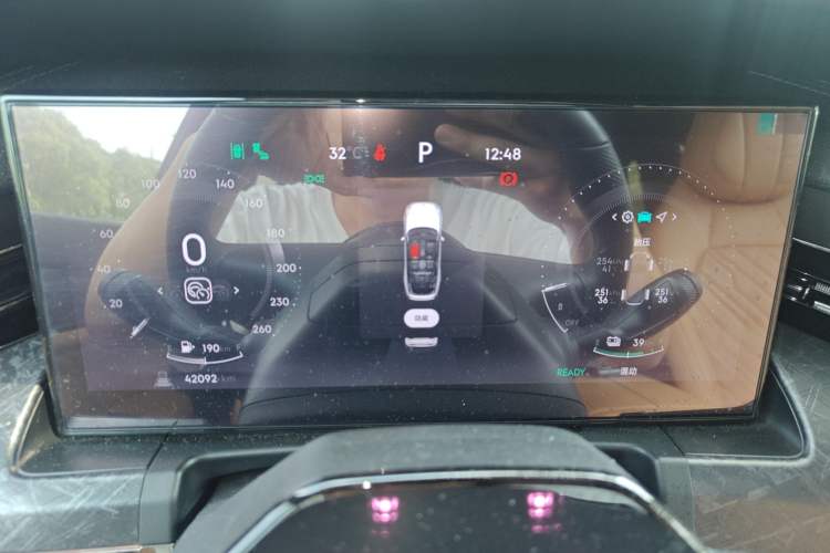 Used Lynk & Co 09 EM-P 2021 2.0T PHEV Halo Six-Seater
