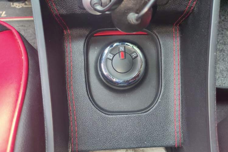 Used Dongfeng NAMMI EX1 2022 Revised PRO YueShi Version Gear Lever