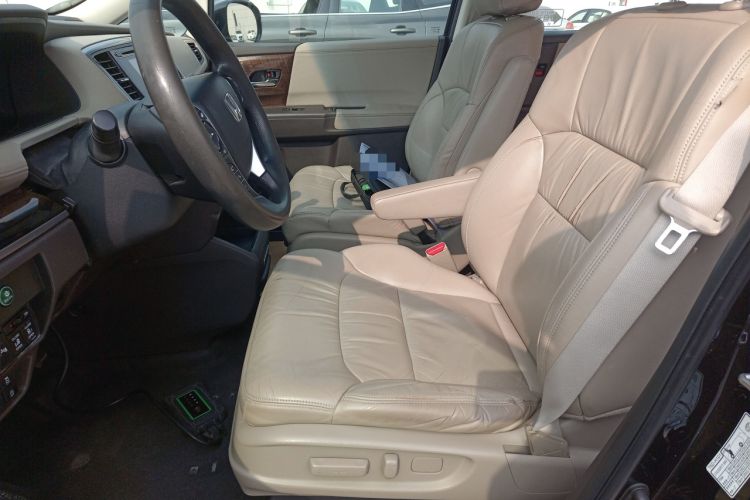 Used Honda Odyssey 2017 2.4L Luxury Edition Left Front Seat