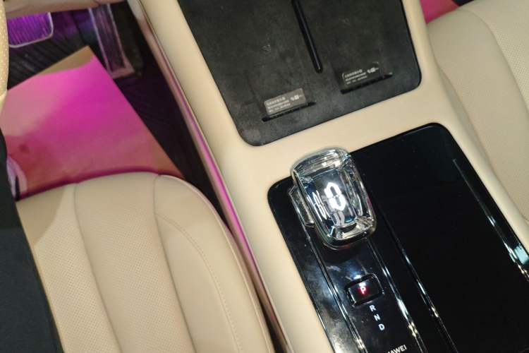 Used Hima AITO M7 2024 1.5T Rear-Drive Plus Version 5 Seats
