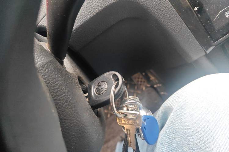 Used Volkswagen Santana 2015 1.6L Manual Fashion Edition Vehicle Key