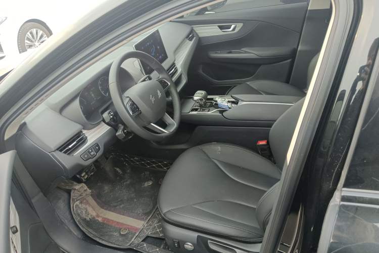 Used Hongqi E-QM5 2023 560km PLUS Left Front Seat