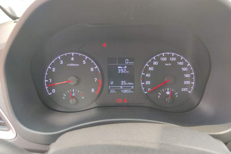 Used Hyundai Verna (new generation) 2016 1.4L Manual Cool Edition GLS Instrument Cluster