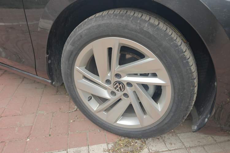 Used Volkswagen Lamando 2023 Lavida L 280TSI DSG Spicy Edition
