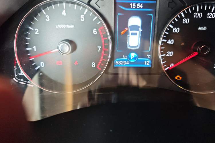 Used FAW Senya R7 2017 1.6L Automatic Smart Version