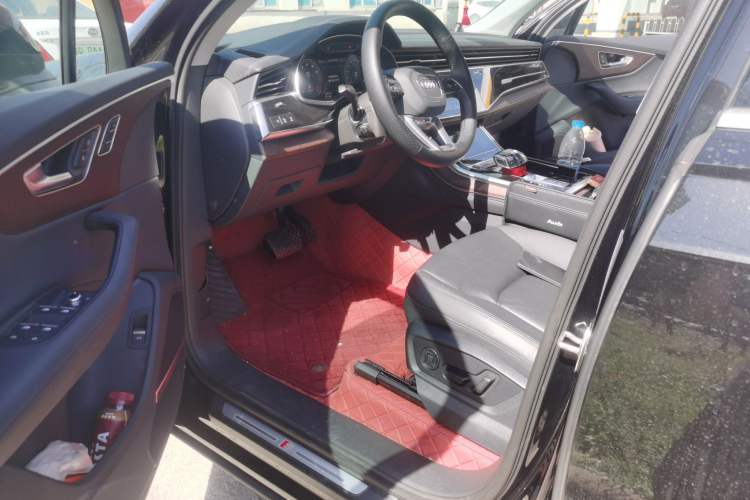 Used Audi Q7 2023 55 TFSI quattro S line Sport Edition
