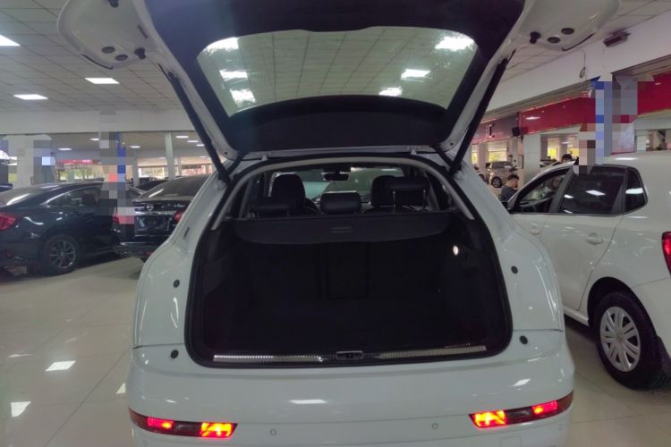 Used Audi Q3 2017 35 TFSI Fashion Model Trunk