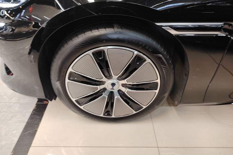 Used Denza Z9GT 2024 1100 4x4 Max First Edition
