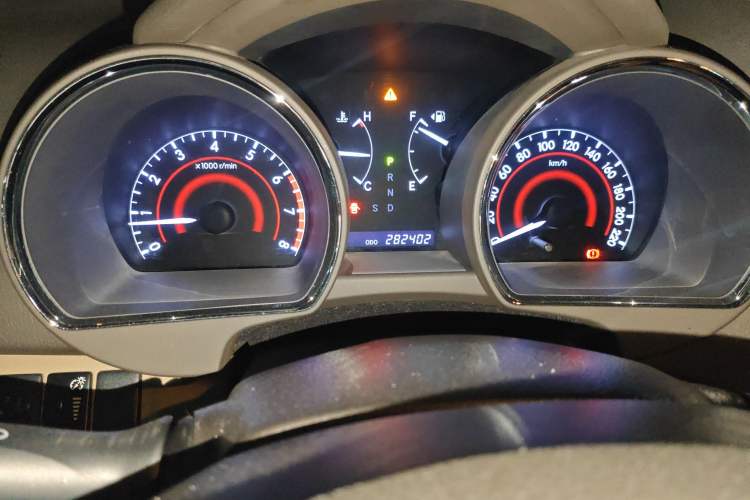 Used Toyota Highlander 2012 2.7L Two-Wheel Drive 7-Seater Luxury Edition
