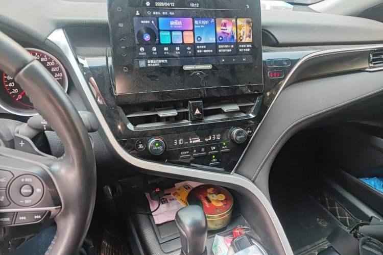 Used Toyota Camry 2022 2.0S Knight Edition Audio And AC Panel