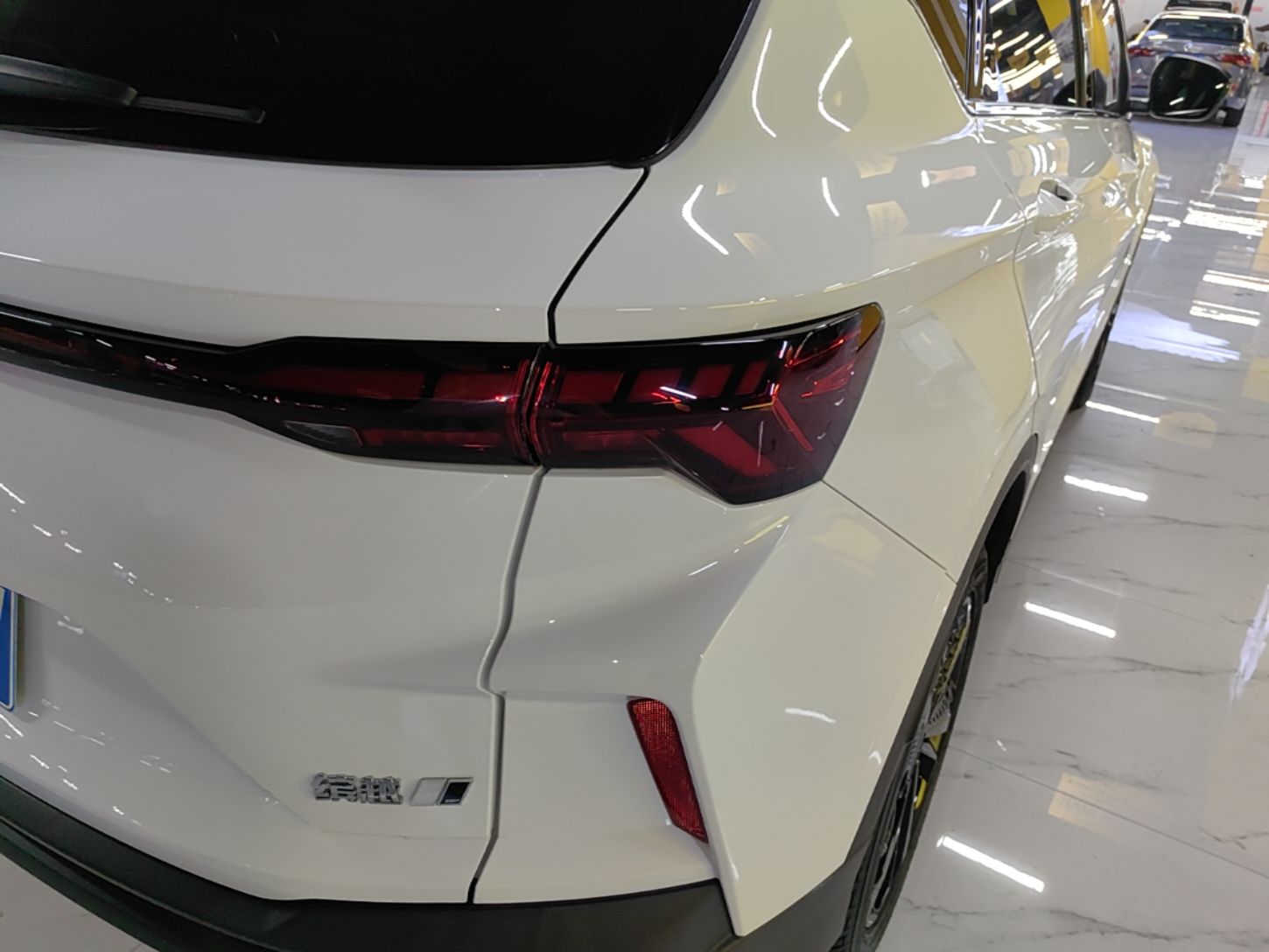 Geely Auto Coolray 2022 Bin Yue COOL 1.5TD DCT Ignite Edition — снимка 9