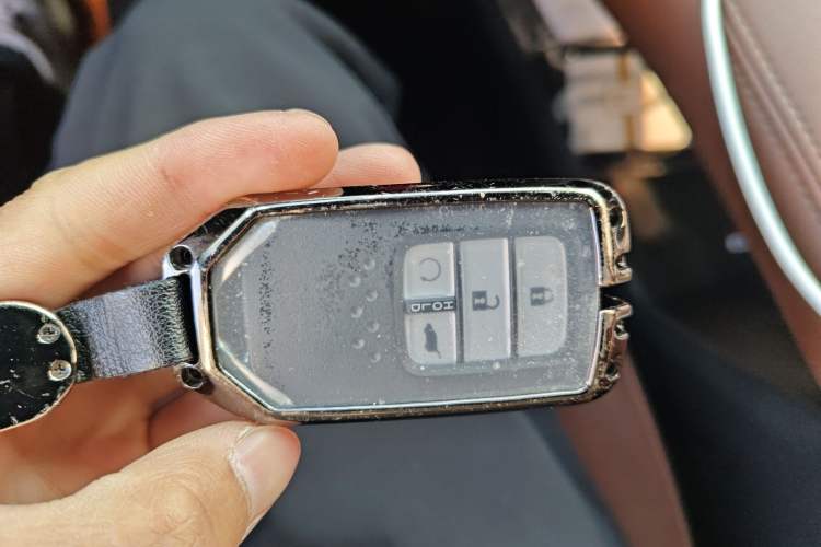 Used Honda UR-V 2020 370TURBO Two-Wheel Drive Luxury Edition Vehicle Key