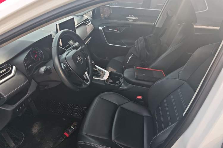 Used Toyota Wildlander 2022 2.0L CVT Two-Wheel Drive Luxury PLUS Edition