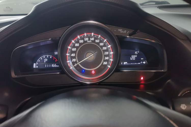 Used Mazda Mazda 3 Axela 2014 Sedan 1.5L Automatic Comfort Model