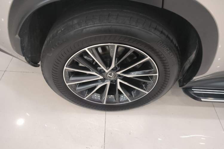 Used Lexus NX 2024 350h Front-Drive Xinchu Version