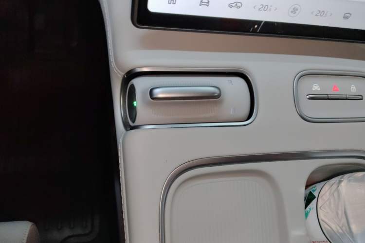 Used Nio ES6 2024 75 kWh
