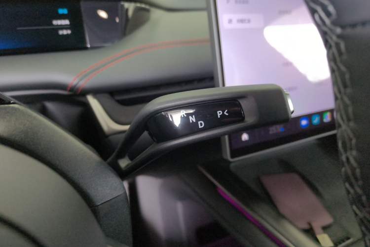 Used Xiaomi Auto SU7 2024 Rear-Drive Long-Range Intelligent Driving Version