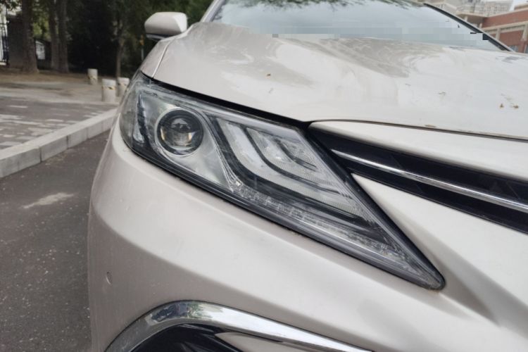 Used Toyota Camry 2021 2.0G Luxury Edition Right Front Headlight