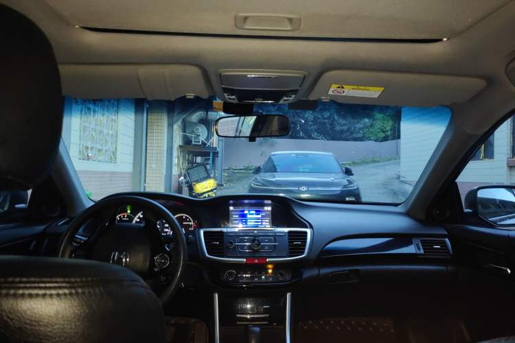 Used Honda Accord 2016 2.0L Comfort Edition Headliner