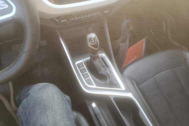 Used Geely Auto Vision X3 2019 Upgraded Model 1.5L CVT Prestige Version