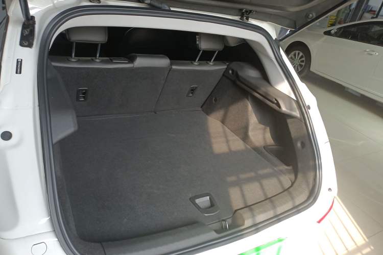 Used Buick Velite 6 2022 Connected & Shared PLUS Trunk