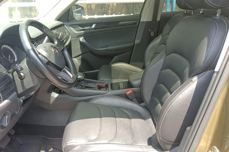 Used Skoda Kodiaq 2018 Facelifted TSI330 5-Seater Two-Wheel-Drive Luxury Enjoyment Edition