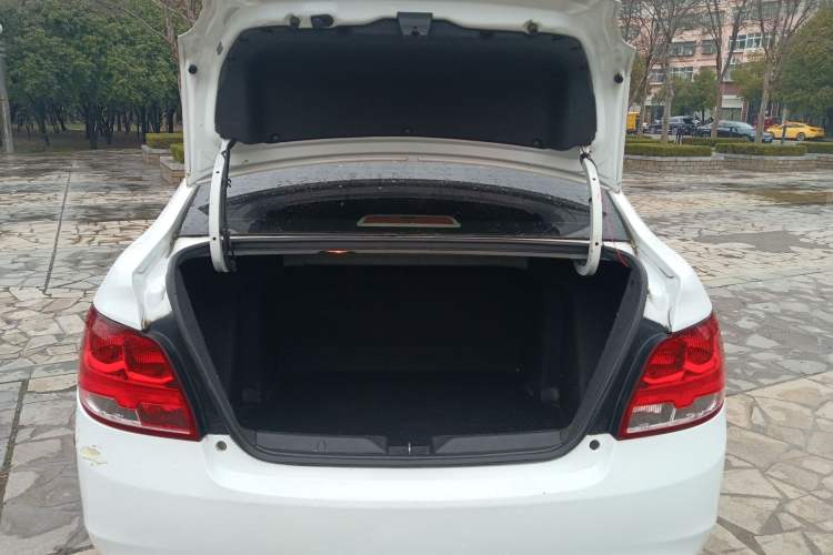 Used Chevrolet Sail 2015 Sail 3 1.3L Manual Ideal Edition