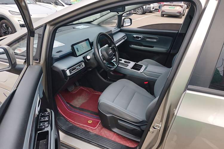 Used AION Y 2023 Plus 510 Enjoy Edition Driver Seat