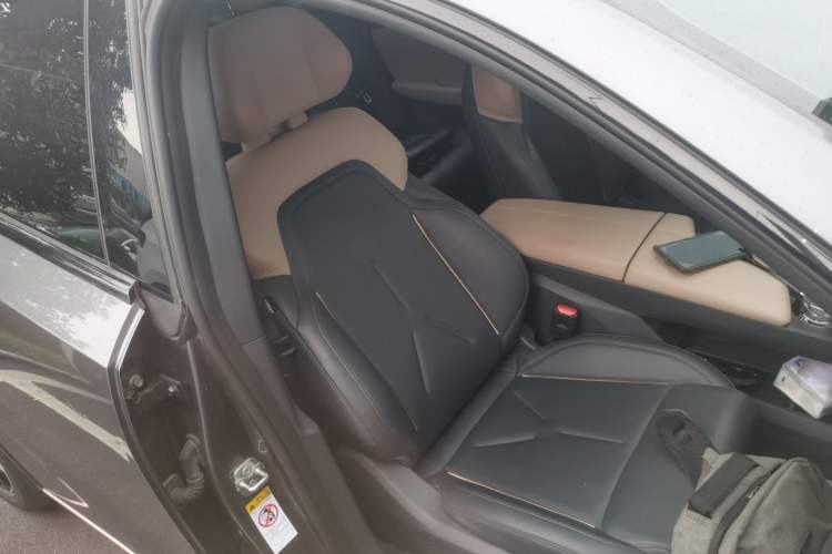 Used Deepal SL03 2022 1.5L 1200 Extended-Range Version Right Front Seat