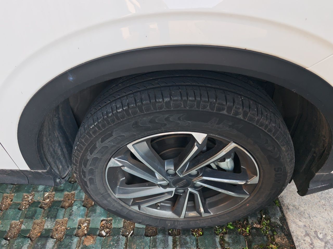 Geely Auto Coolray 2024 1.5T DCT Longteng Edition — снимка 8