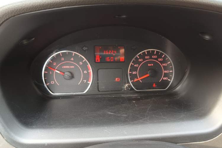 Used Wuling Rongguang S 2021 1.2L Base Model 5-Seater LSI
