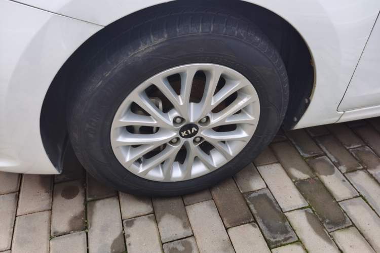 Used Kia K2 2019 Sedan 1.4L Automatic Transmission 15th Anniversary Special Edition GLS China VI Standard
