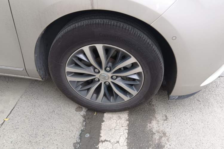 Used Buick GL8 2017 ES 28T Flagship Model China V Standard